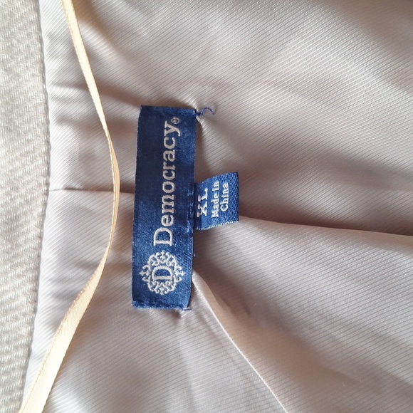 Democracy Roll Tab Blazer Jacket Tan Single Button Lined NWT Transitional - Picture 2 of 8